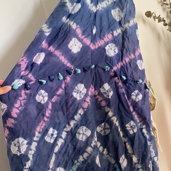 Blue print beach tassel cover up - Picture 4 of 4